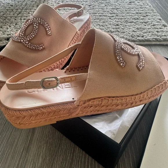 CHANEL Women's Beige Sandals with Crystal Logo - Picture 3 of 4